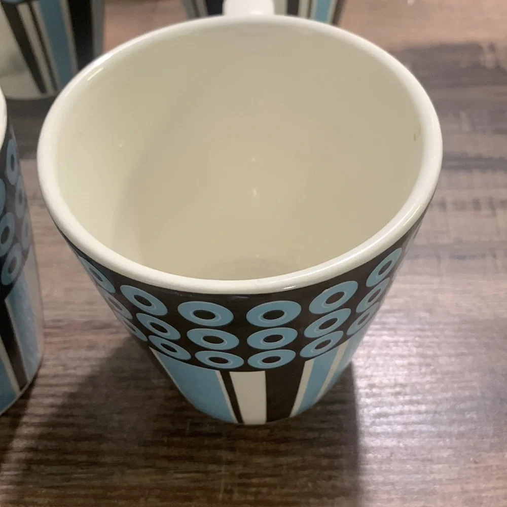 Jonathan Adler ‘Circles and Stripes’ single mug. One(1) per order(6 for sale)